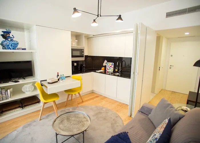 Almada Story By Hosts Apartment