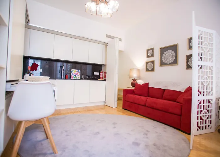Apartment Almada Story By Hosts
