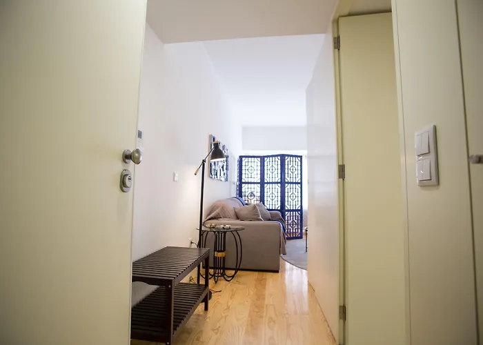 Almada Story By Hosts *