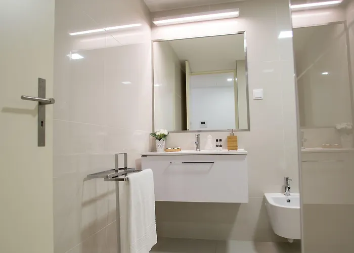 Almada Story By Hosts Apartment