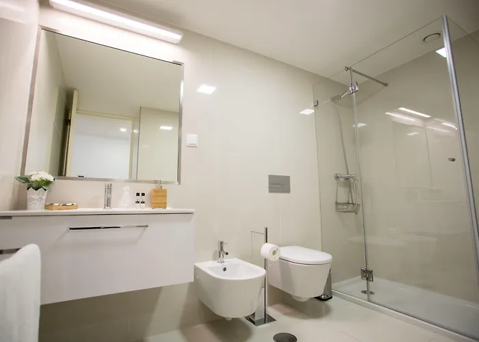 Almada Story By Hosts Apartment *