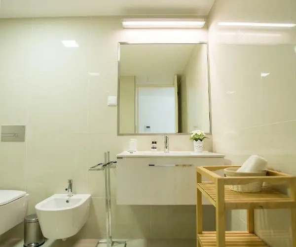 Apartment Almada Story By Hosts Porto