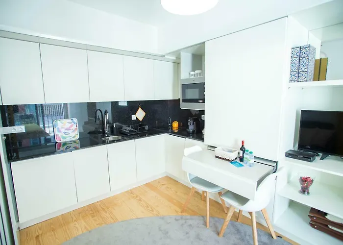 Almada Story By Hosts Apartment *