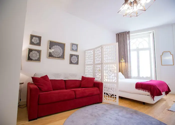 Apartment Almada Story By Hosts