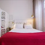 Almada Story By Hosts Apartman *