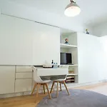 Almada Story By Hosts Apartman *