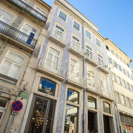 Almada Story By Hosts * Porto