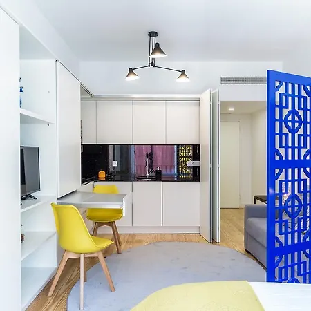 Almada Story By Hosts *