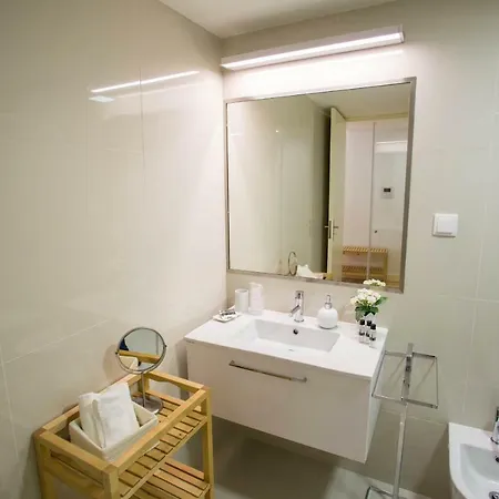 Apartment Almada Story By Hosts Porto