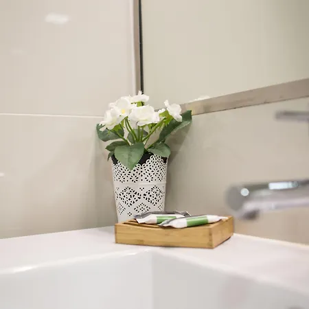 Almada Story By Hosts * Oporto