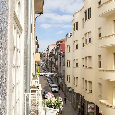 Almada Story By Hosts Apartment